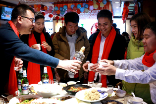 �����c�𱬾W(w��ng)�ľ�Ӣ�T���e�������