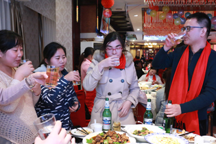 �𱬾W(w��ng)�����c�k������Ů���Ԓδ����