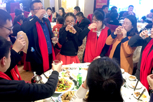 �r(n��ng)���W(w��ng)��Ӣ�c�𱬾W(w��ng)�ο�ʹ��R��������