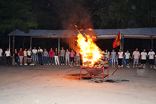 �������(hu��)ף���𱬵������������