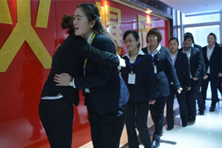 �µ�һ�����µ��_ʼ���𱬾W(w��ng)���(hu��)�����h(hu��n)��(ji��)��