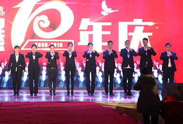 �𱬴��v�����s��Ӣ�o��Ұ�������