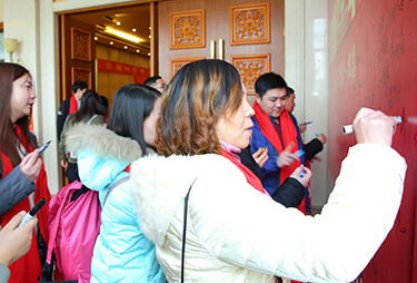 �𱬺��������cף��ʮ�����A�Q��