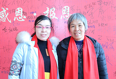 ��������L(zh��ng)��ĸ�������²�����(j��ng)���cĸ�H��Ӱ��