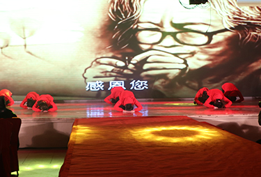 ֪�����ж�����(b��o)�������Z(y��)������D�����o�҂����\(ch��ng)����ĸЄ�(d��ng)��